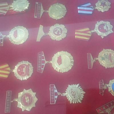 銀紀念章訂制與紀念銀幣定制 尊貴品味與企業(yè)形象的藝術呈現